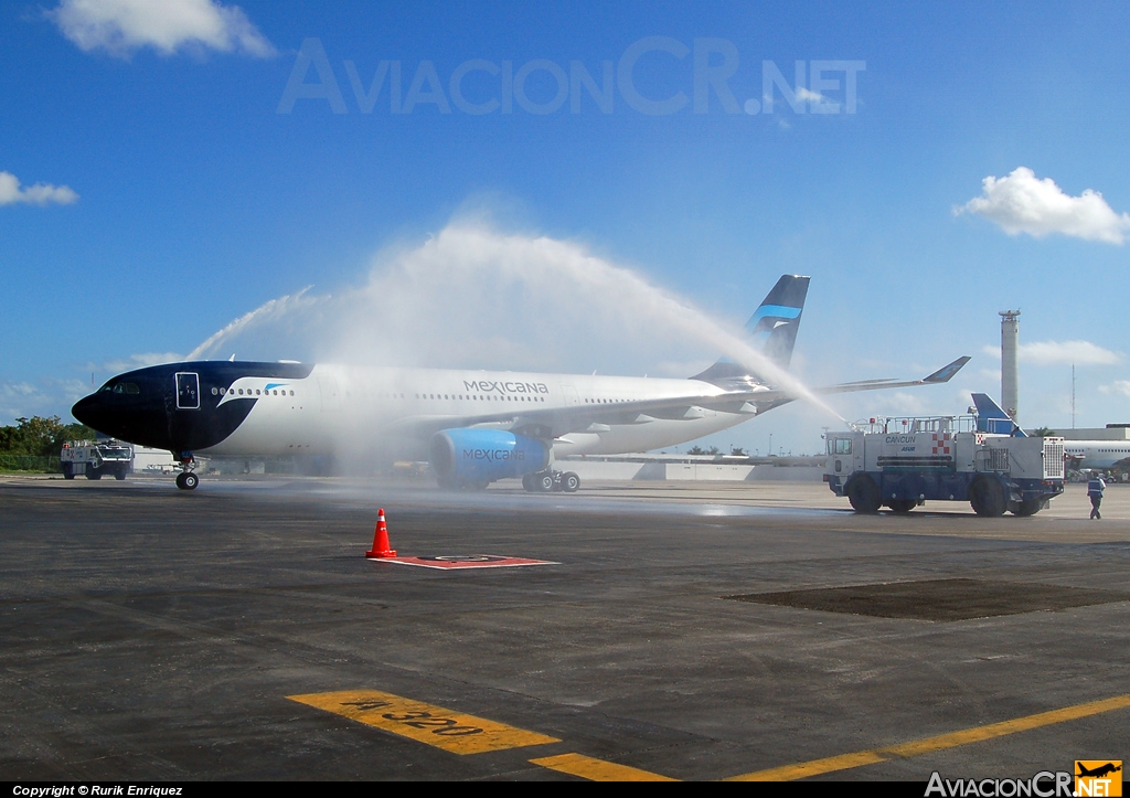 XA-MXP - Airbus A330-243 - Mexicana