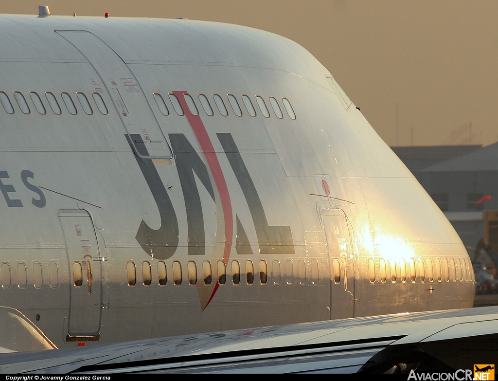 JA8086 - Boeing 747-446 - Japan Airlines