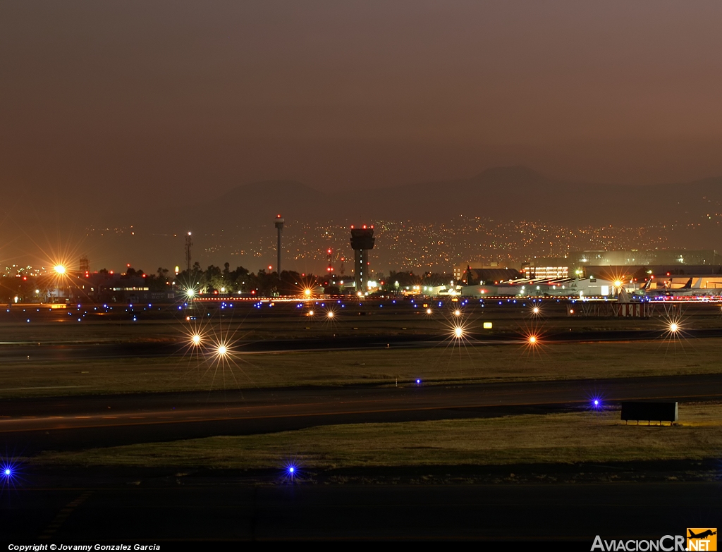  - - - Aeropuerto