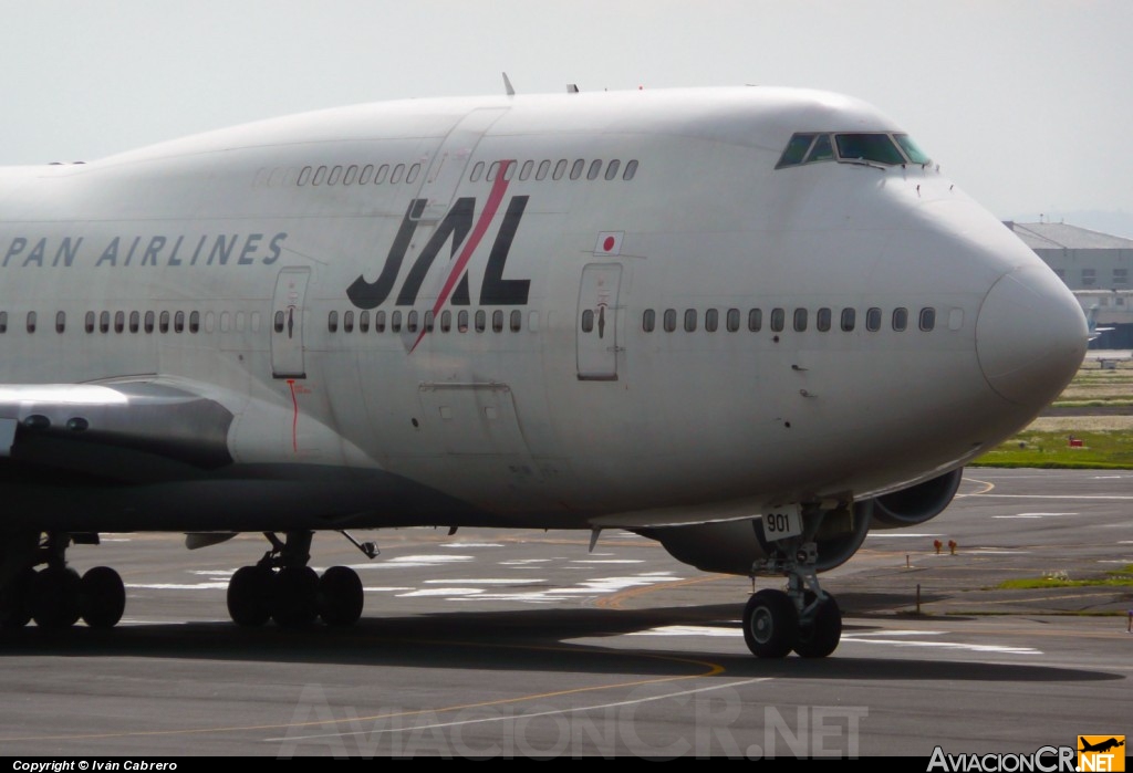 JA8901 - Boeing 747-446 - Japan Airlines