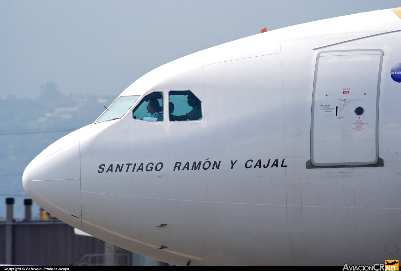 EC-JLE - Airbus A340-642 - Iberia