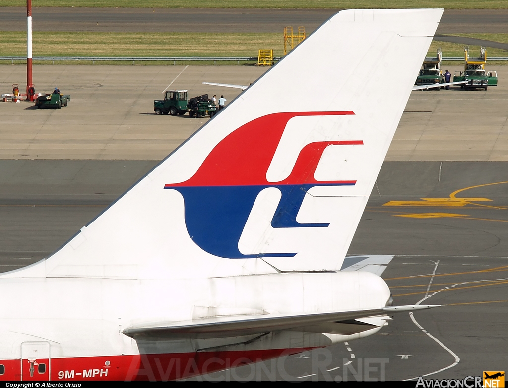 9M-MPH - Boeing 747-4H6 - Malaysia Airlines