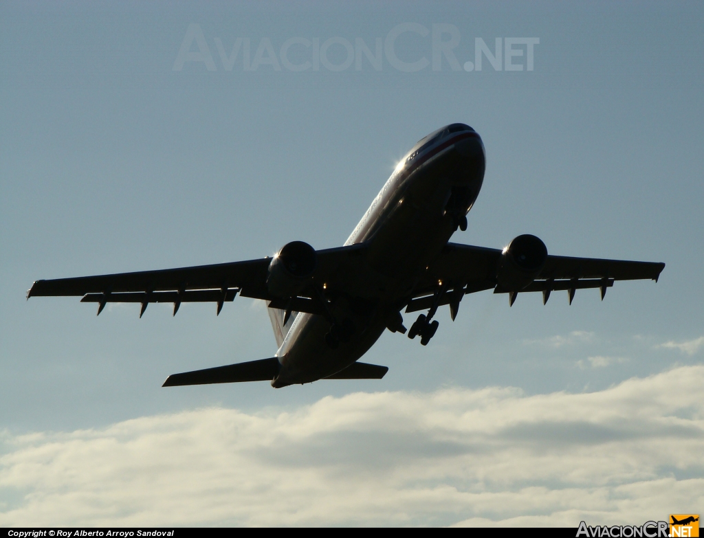 N59081 - Airbus A300B4-605R - American Airlines
