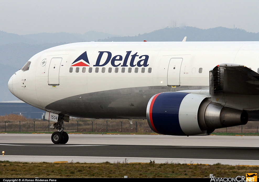 N1504DL - Boeing 767-316/ER - Delta Air Lines