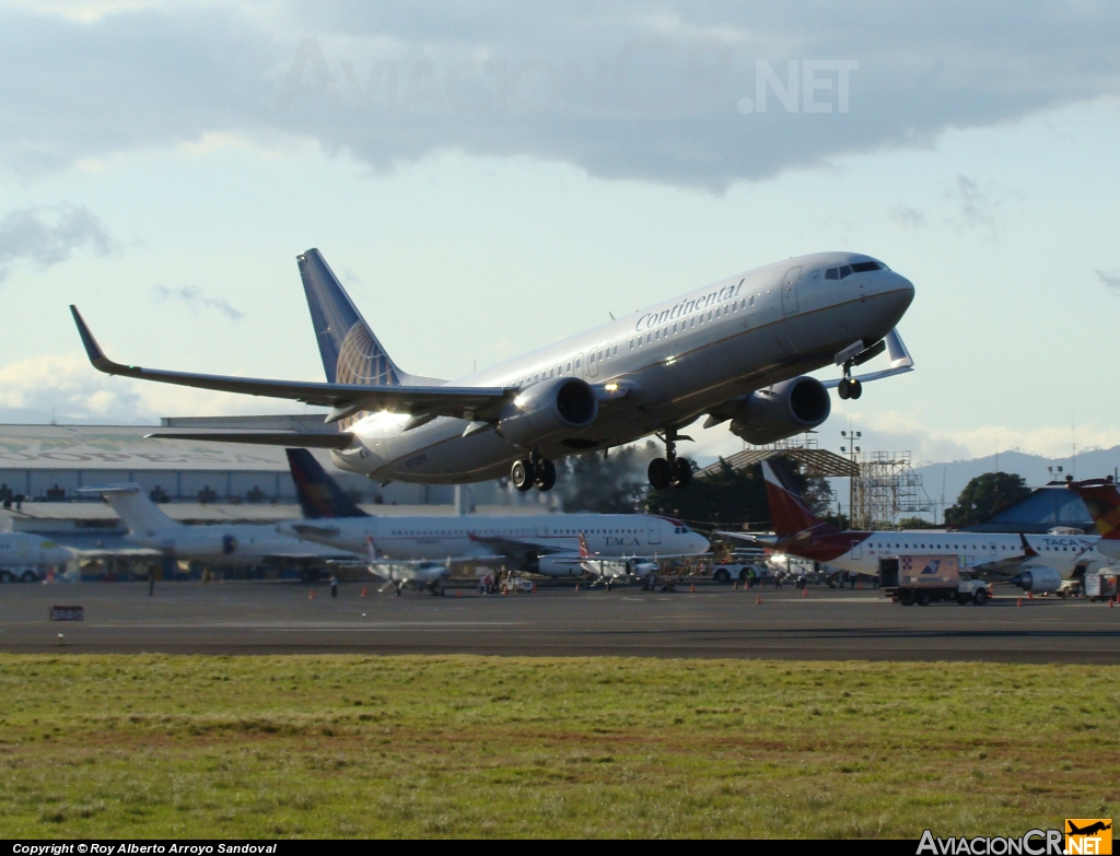 N73299 - Boeing 737-824 - Continental Airlines