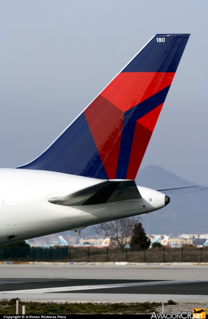 N180DN - Boeing 767-332/ER - Delta Air Lines