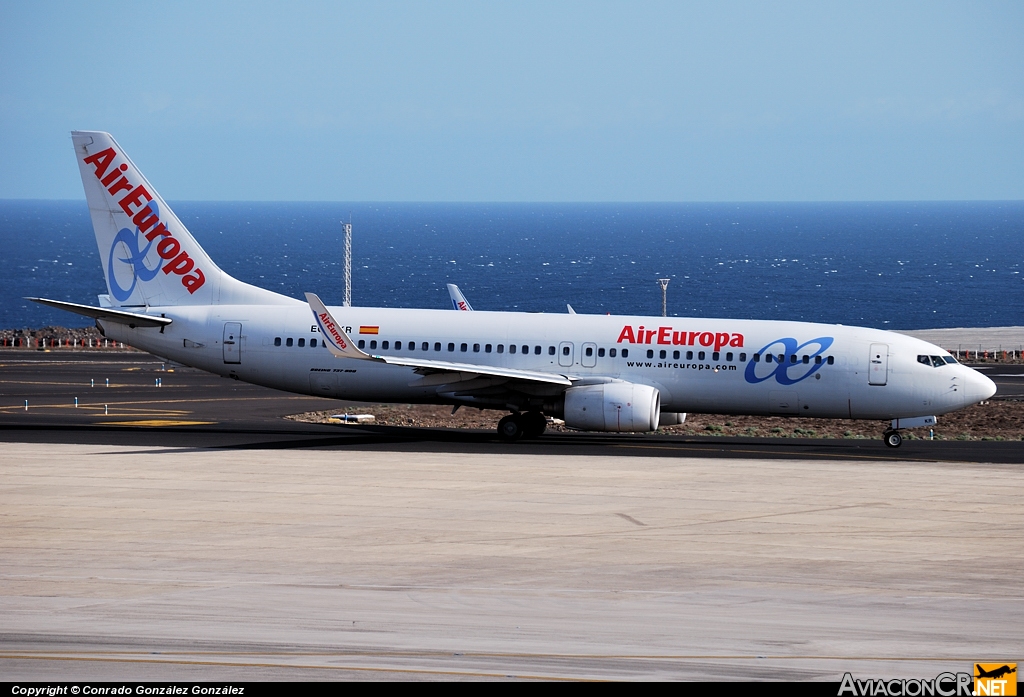 EC-HKR - Boeing 737-85P - Air Europa