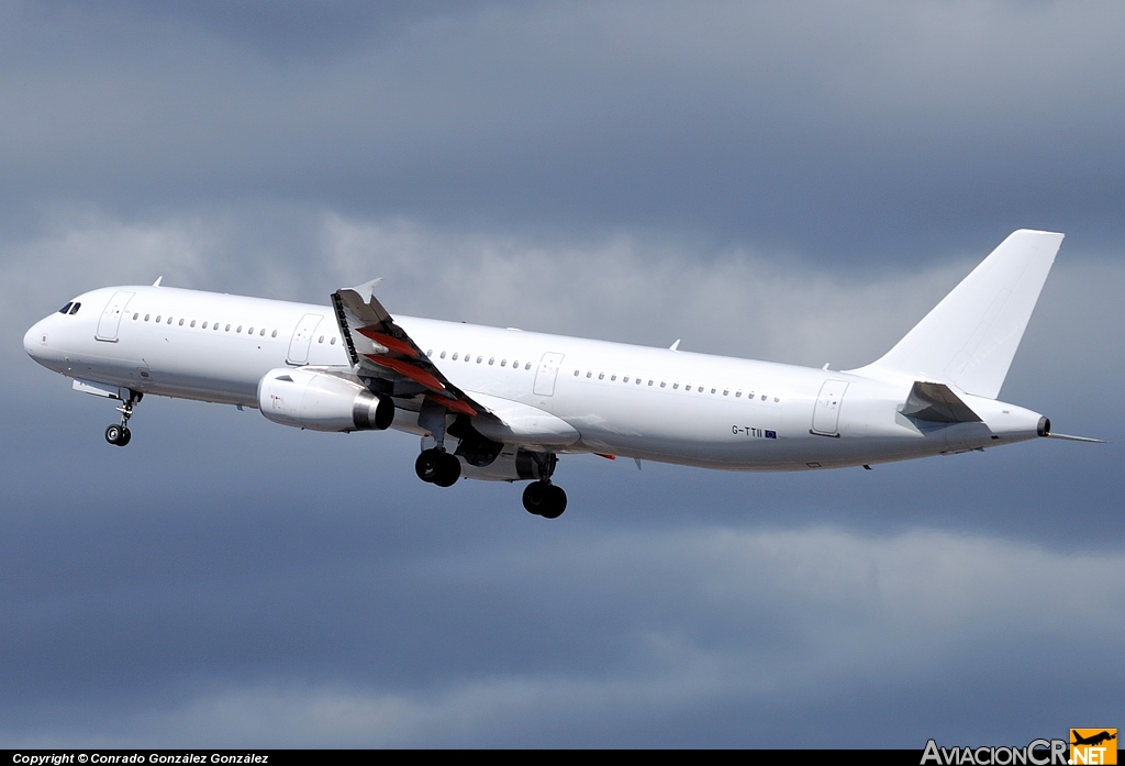 G-TTII - Airbus A321-231 - EasyJet Airline