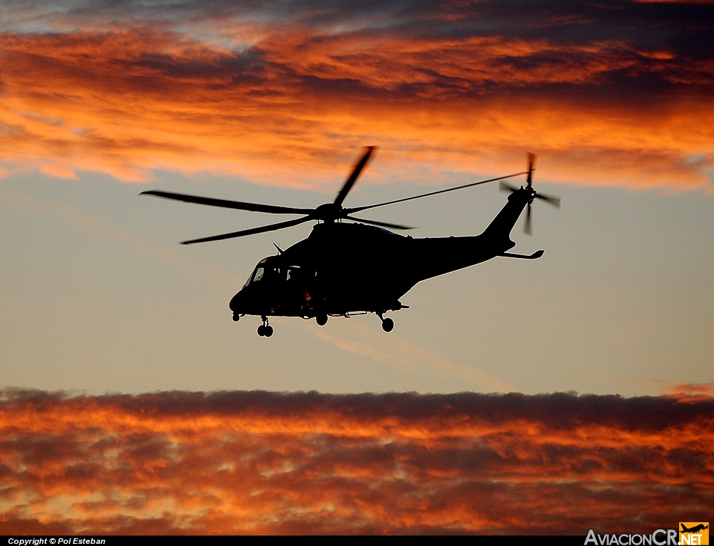 EC-KJT - AgustaWestland AW139 - Helisureste