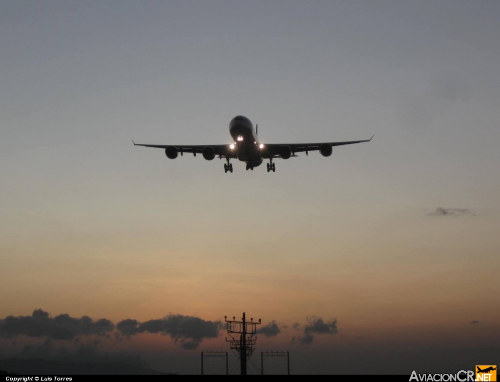 EC-JCZ - Airbus A340-642 - Iberia