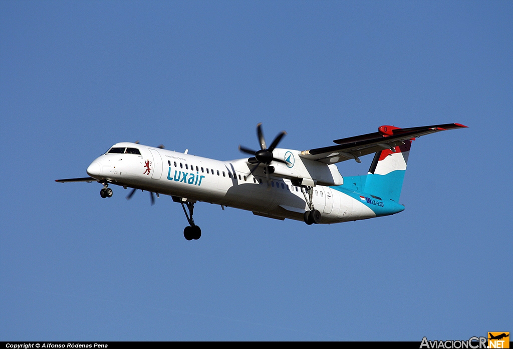 LX-LGD - De Havilland Canada DHC-8-402Q Dash 8 - LUXAIR