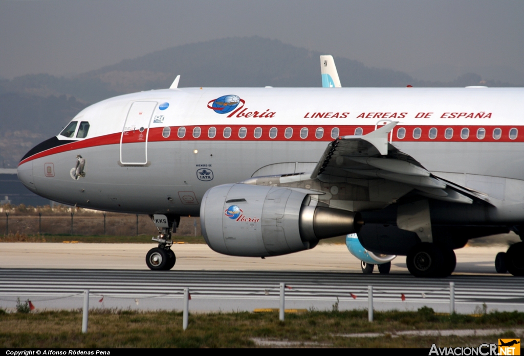 EC-KKS - Airbus A319-111 - Iberia