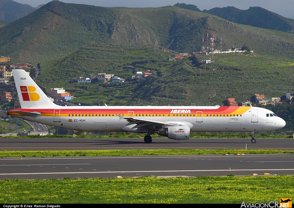 EC-HUH - Airbus A321-211 - Iberia