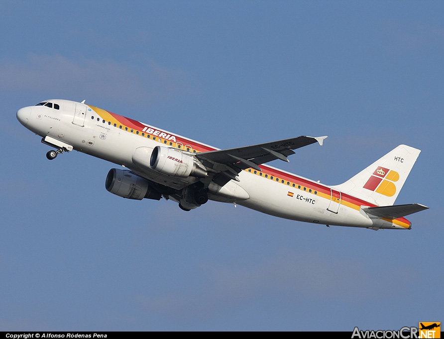 EC-HTC - Airbus A320-214 - Iberia