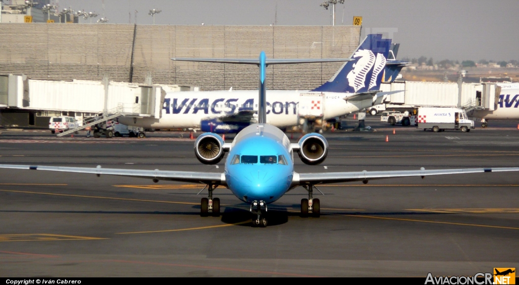 XA-SHL - Fokker F-100 - Click mexicana