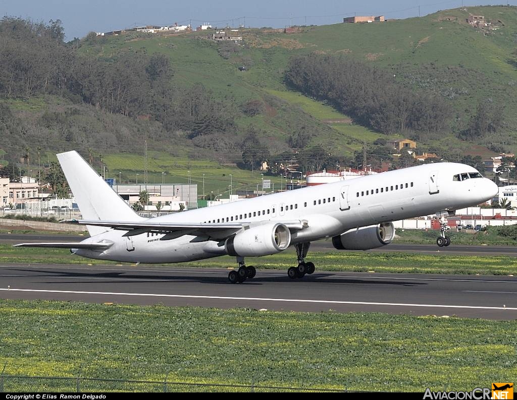 TF-FII - Boeing 757-208 - Air Niugini