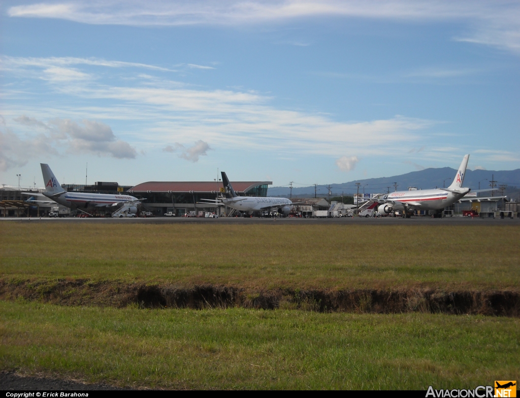  - - - Aeropuerto