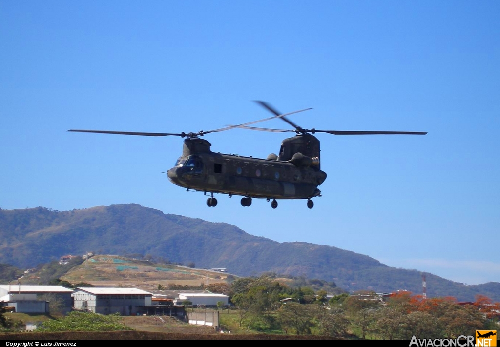  - Boeing Vertol CH 47d Chinook - U.S. Air Force