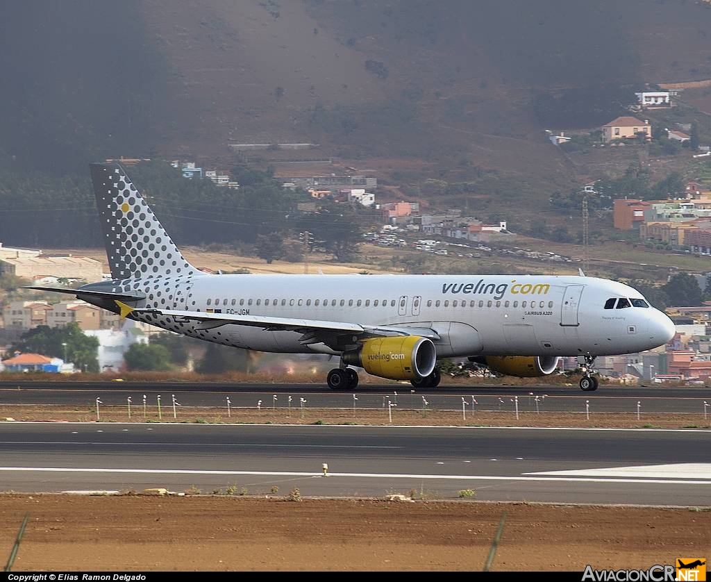 EC-JGM - Airbus A320-214 - Vueling