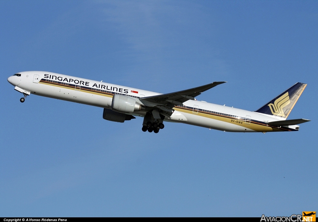 9V-SWE - Boeing 777-312/ER - Singapore Airlines