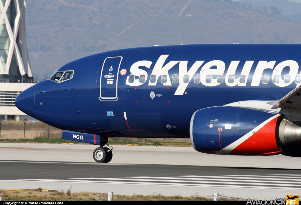 OM-NGG - Boeing 737-76N - SkyEurope Airlines