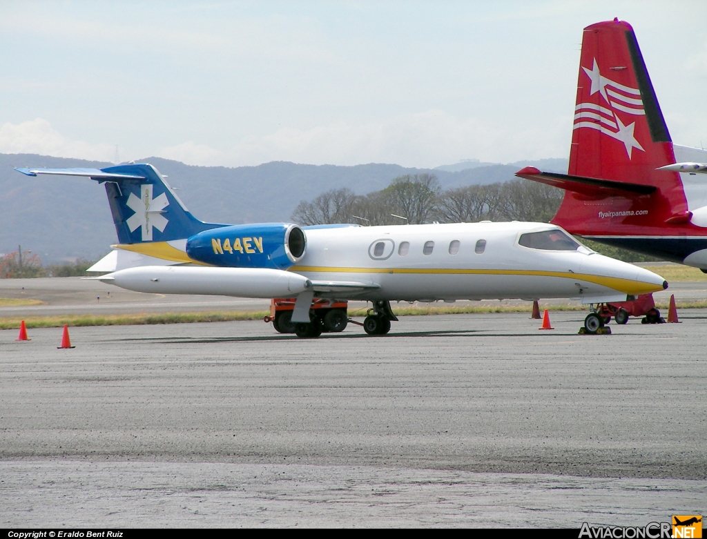 N44EV - Gates Learjet 36A - Aeromed