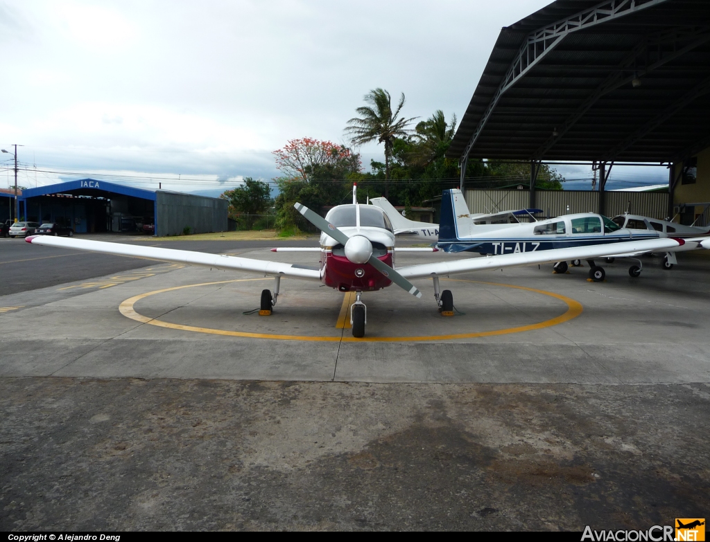 TI-AJG - Piper PA-28-181 Cherokee Archer II - ECDEA - Escuela Costarricense de Aviación