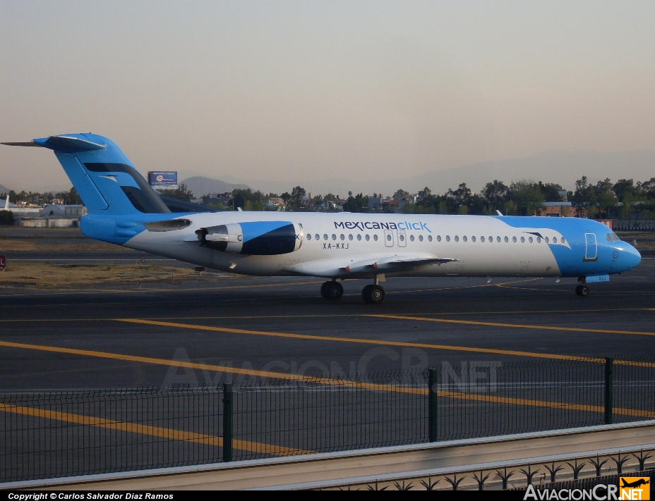 XA-KXJ - Fokker 100 - Click de Mexicana