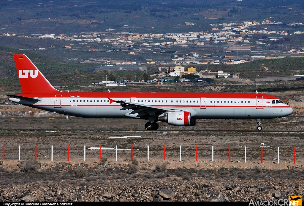 D-ALSD - Airbus A321-211 - LTU - Lufttransport-Unternehmen