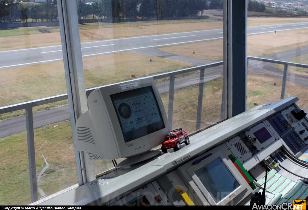 MRPV - Aeropuerto - Torre de control