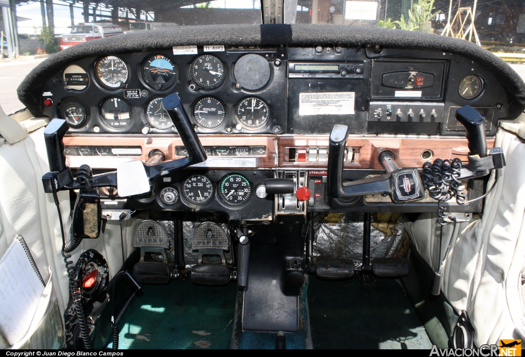 TI-AHQ - Piper PA-28-180 Cherokee D - Aerotica Escuela de Aviación