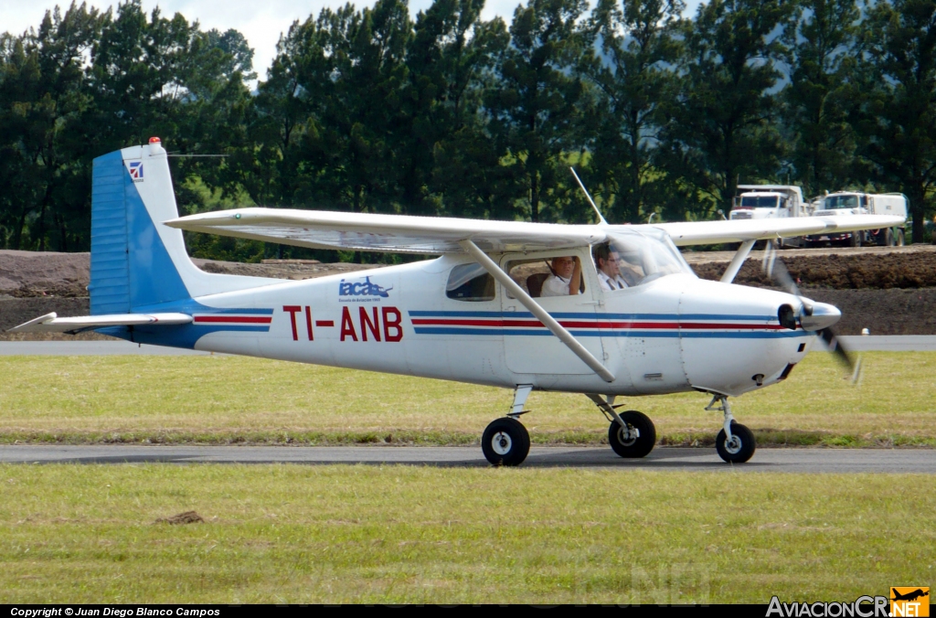 TI-ANB - Cessna 172B Skyhawk - Privado