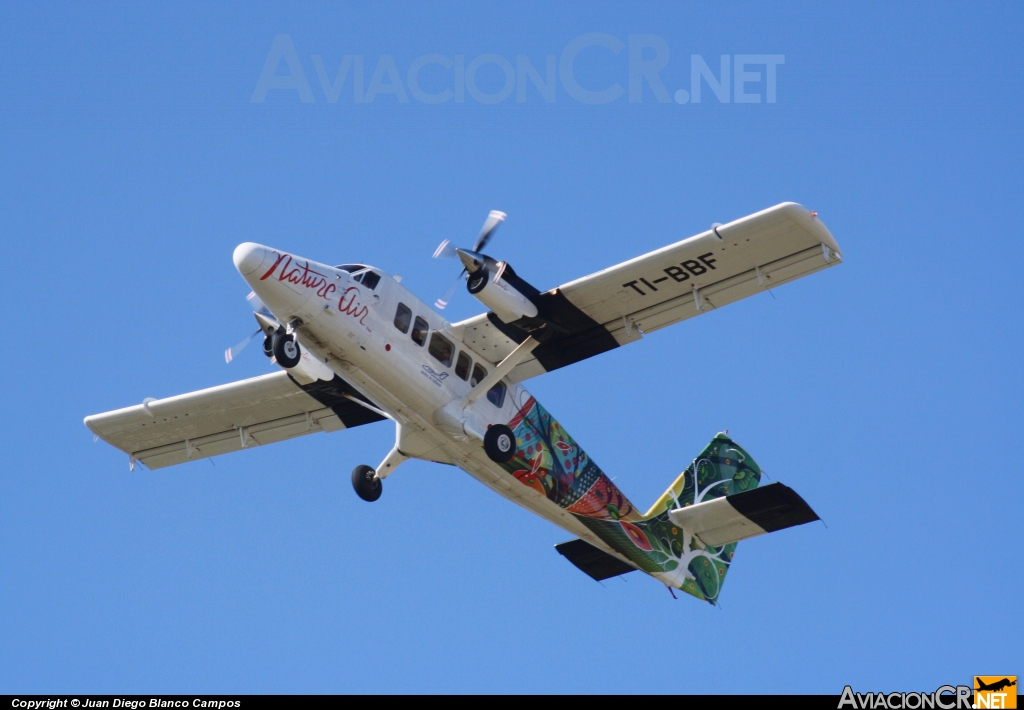 TI-BBF - De Havilland Canada DHC-6-300 Twin Otter/VistaLiner - Nature Air