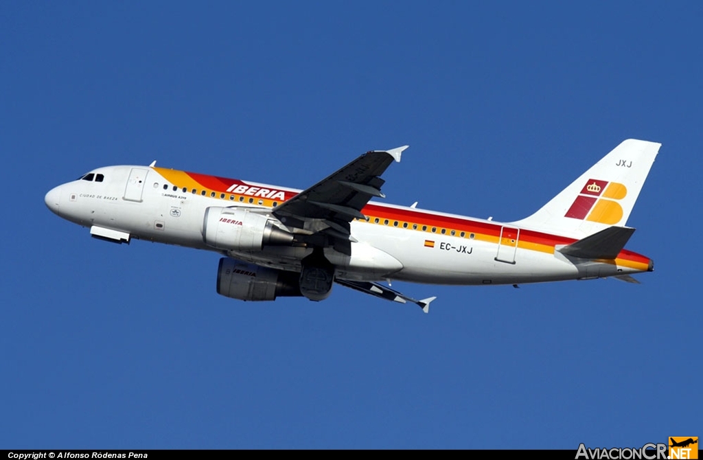 EC-JXJ - Airbus A319-111 - Iberia