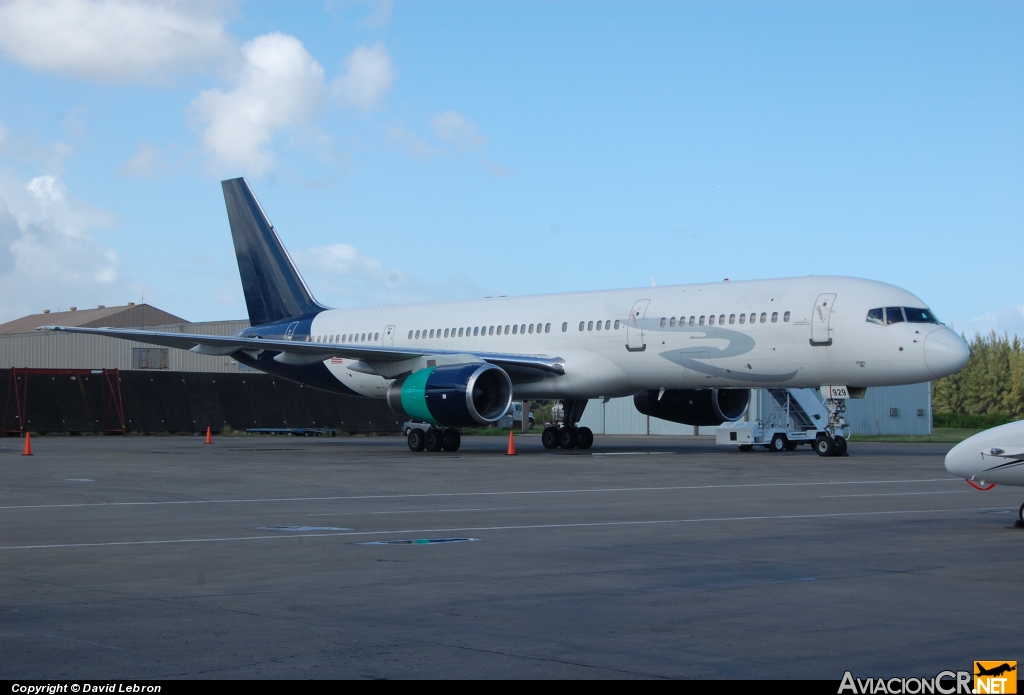 N929RD - Boeing 757-2G5 - Ryan International