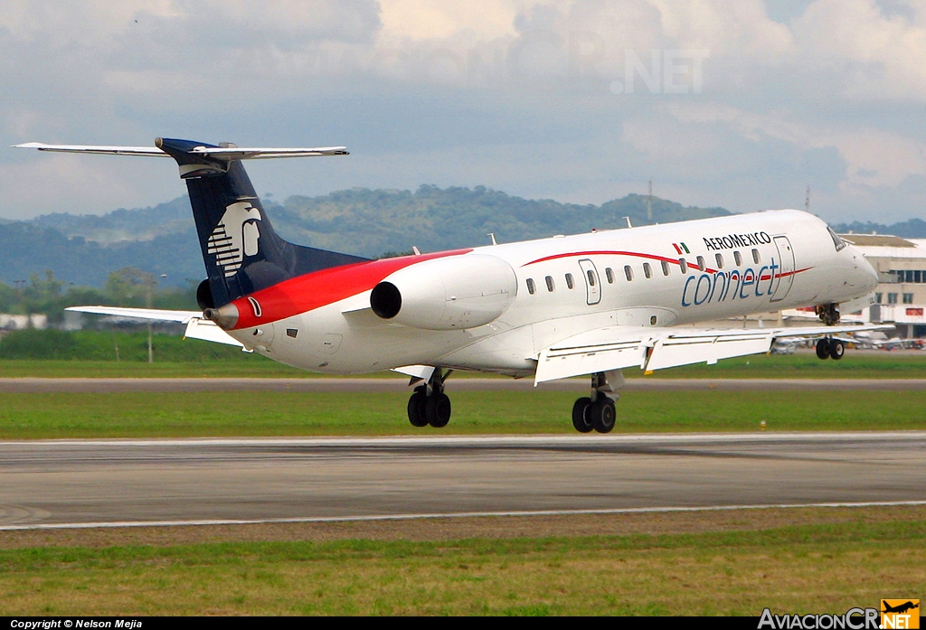 XA-ULI - Embraer EMB-145LU (ERJ-145LU) - AeroMexico Connect