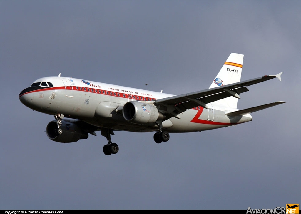 EC-KKS - Airbus A319-111 - Iberia