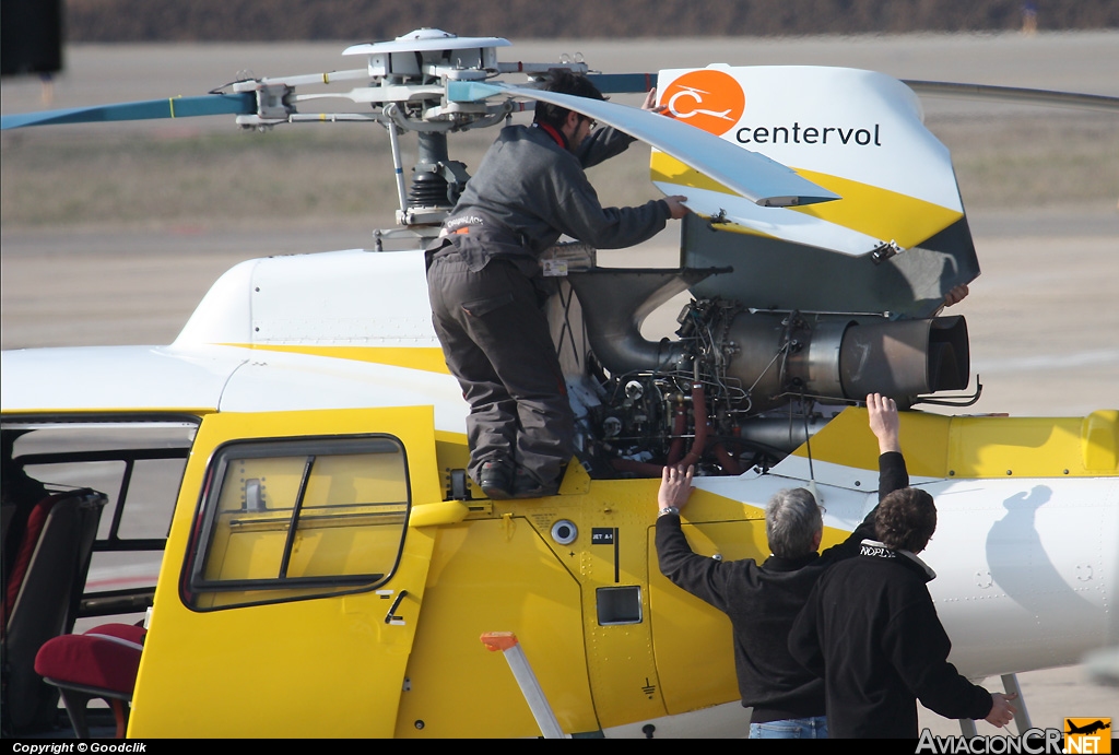 EC-EVA - Aerospatiale AS 350B Ecureuil - Center Vol