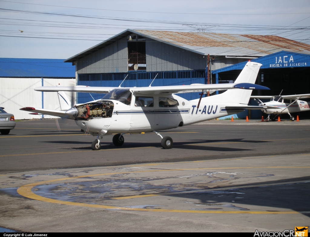 TI-AUJ - Cessna T210M Centurion II - Privado