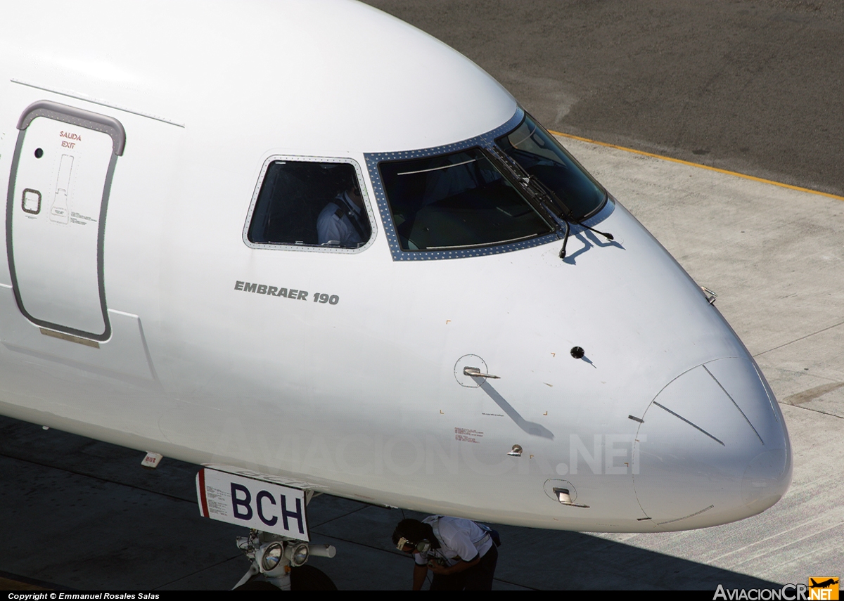 TI-BCH - Embraer 190-100IGW - TACA