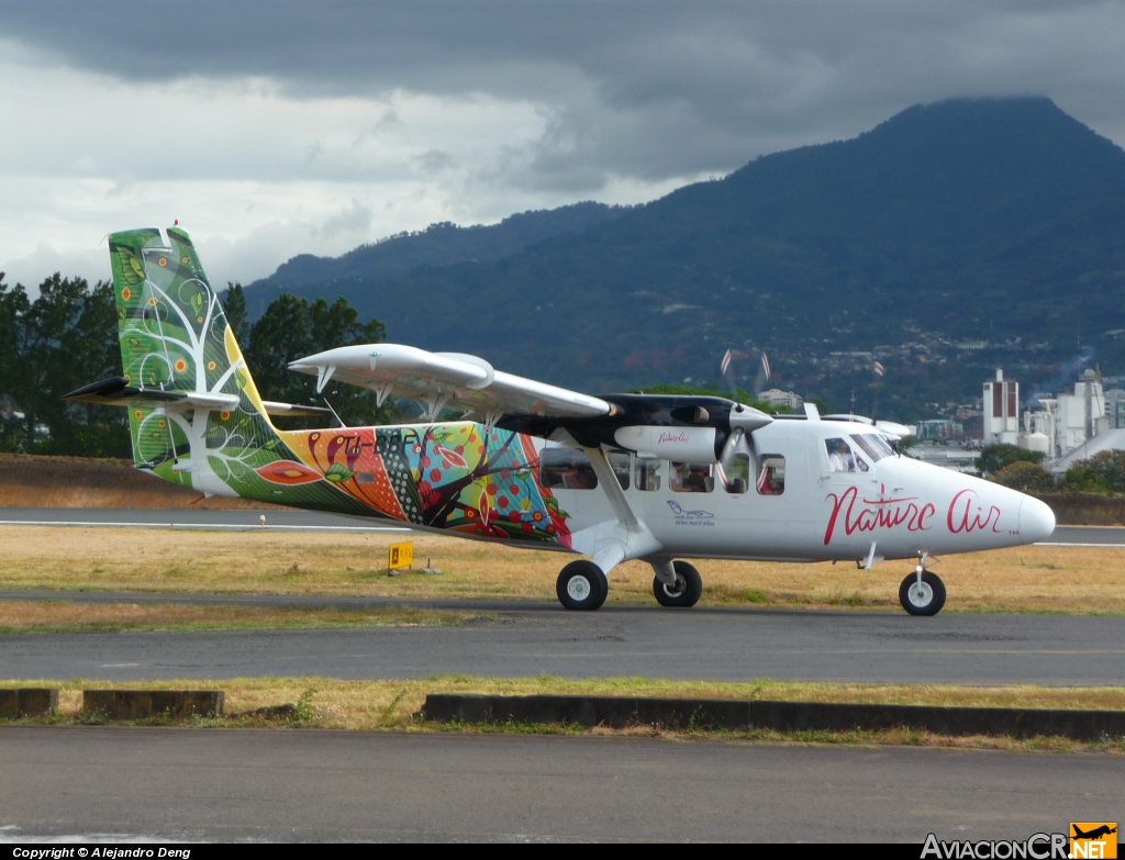 TI-BBF - De Havilland Canada DHC-6-300 Twin Otter/VistaLiner - Nature Air