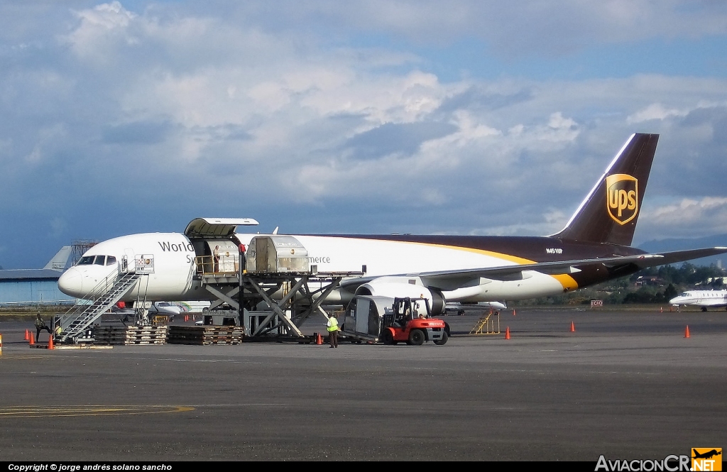 N451UP - Boeing 757-24APF - UPS - United Parcel Service