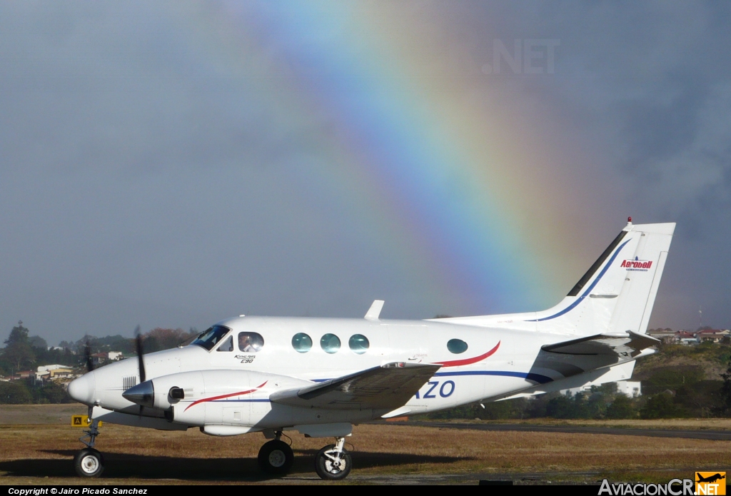 TI-AZO - Beechcraft King Air E90 - Aerobell