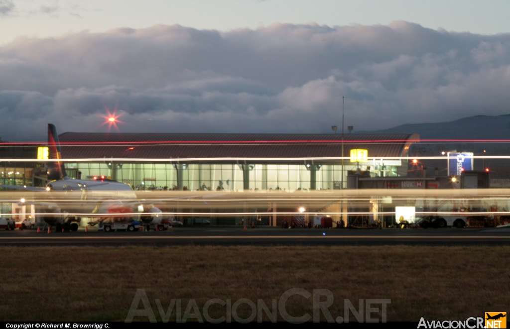 N682TA - Airbus A320-233 - TACA