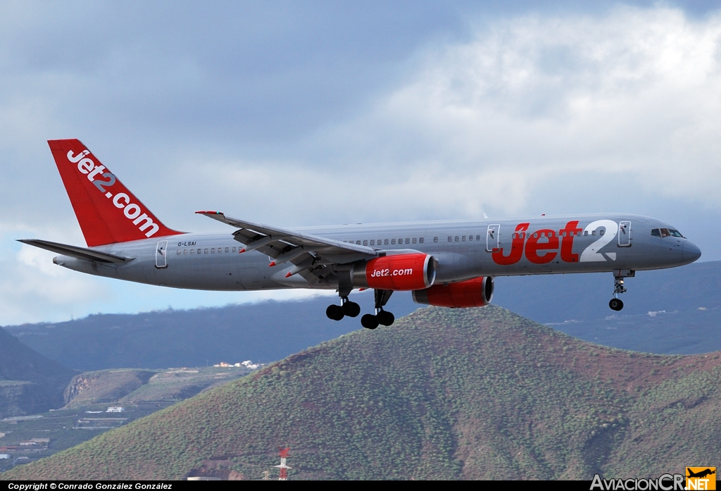 G-LSAI - Boeing 757-21B - Jet2.com