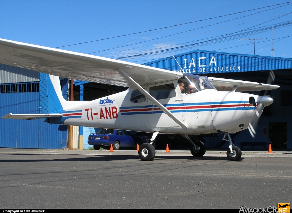 TI-ANB - Cessna 172B Skyhawk - IACA - Instituto Aeronautico Centroamericano