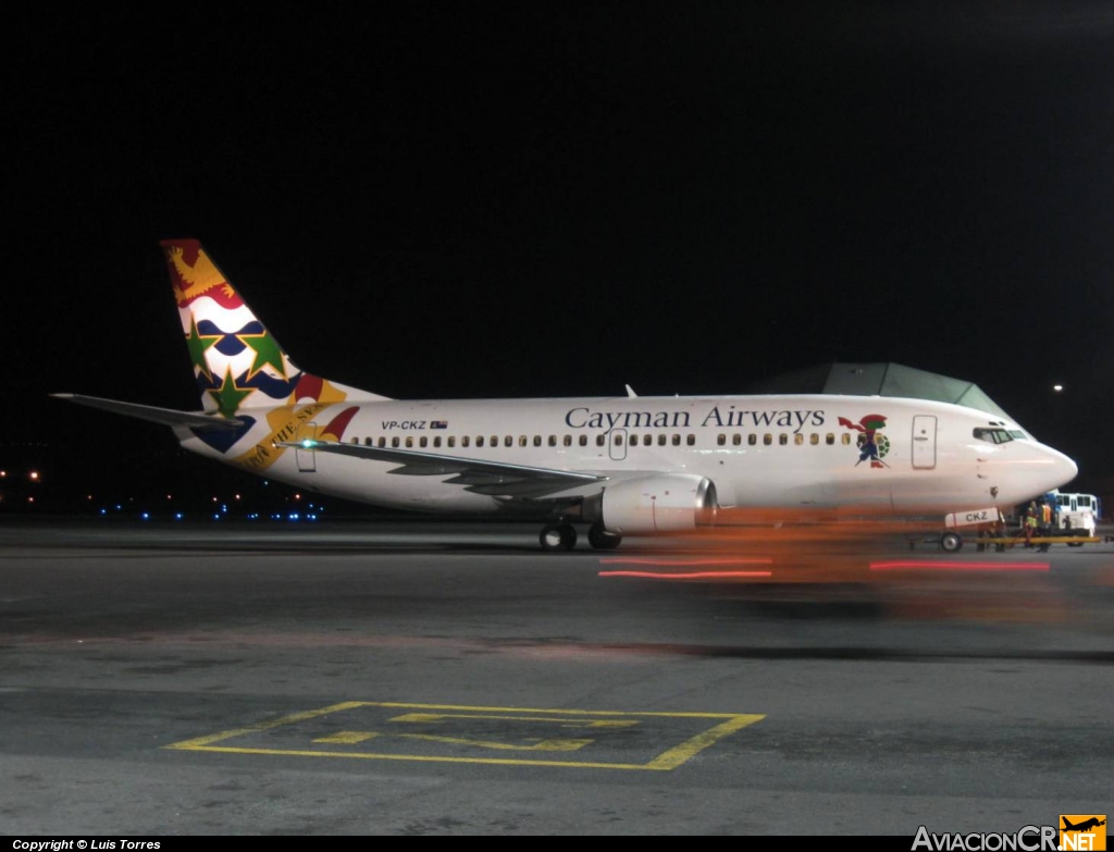 VP-CKZ - Boeing 737-36E - Cayman Airways