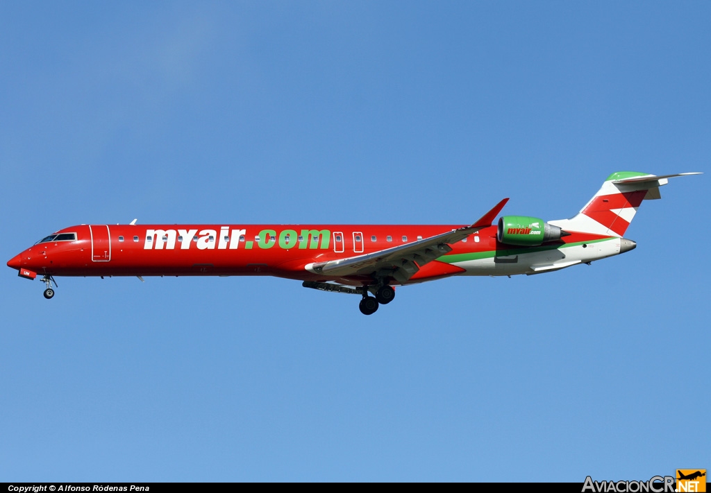 EI-DUM - Canadair CL-600-2D24 Regional Jet CRJ-900 - Myair