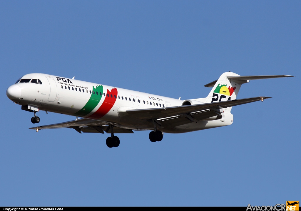 CS-TPB - Fokker 100 - PGA Express