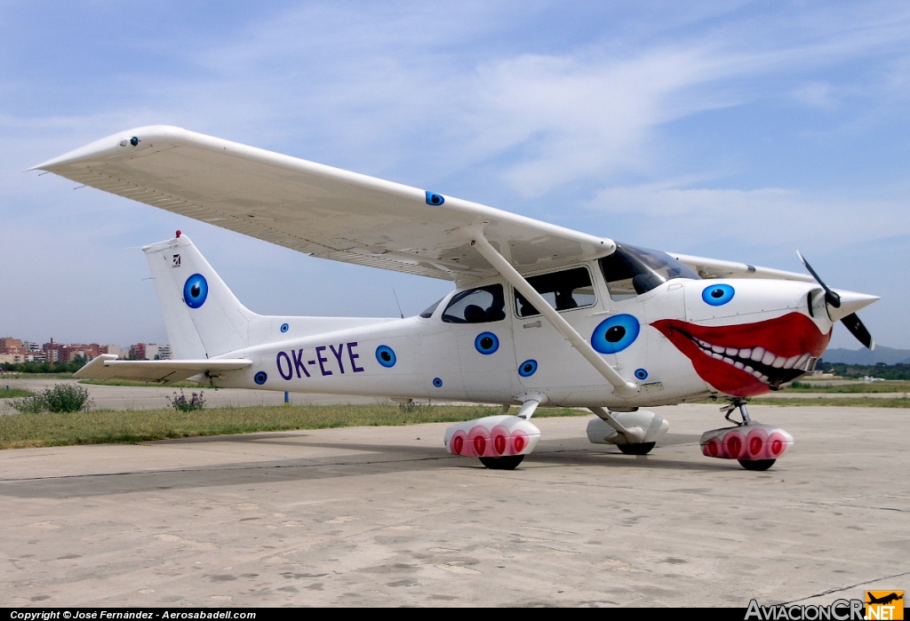 OK-EYE - Cessna 172S Skyhawk SP - Flying Academy